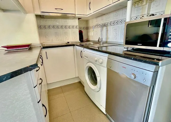 Bulto Carihuela Torremolinos